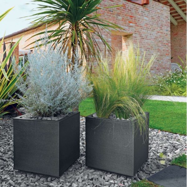 veca cubo 2 Γλάστρα Κύβος Veca Cubo με Δεξαμενή Νερού & Ροδάκια – Μοντέρνος Σχεδιασμός